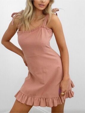 nasty gal heart cut out dress Black Heart Print Keyhole Cut Out Mini Dress